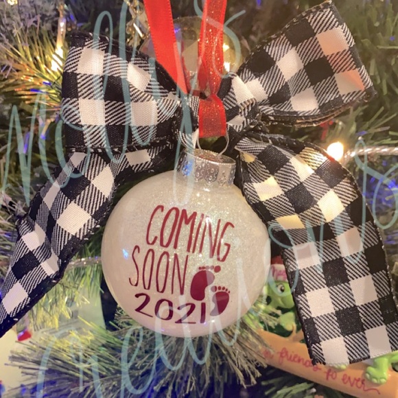 Pregnancy announcement ornament - Picture 1 of 3